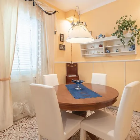 Pomona Dynamic Apartment